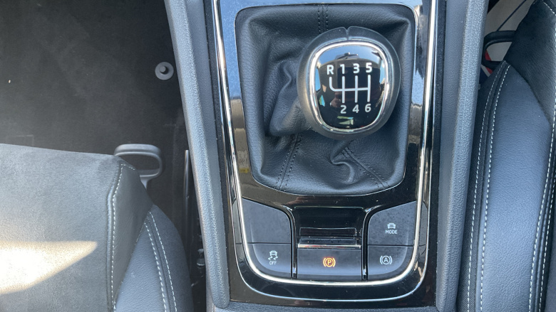 Skoda Karoq 1.5 TSI SE L 5dr Petrol Estate